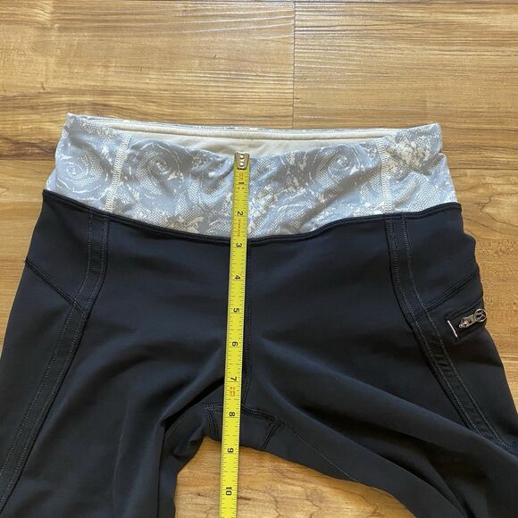 LULULEMON 4 Black Fast Free Crop Luxtreme 18” Ruched Leggings Floral Waist Run - Picture 7 of 16